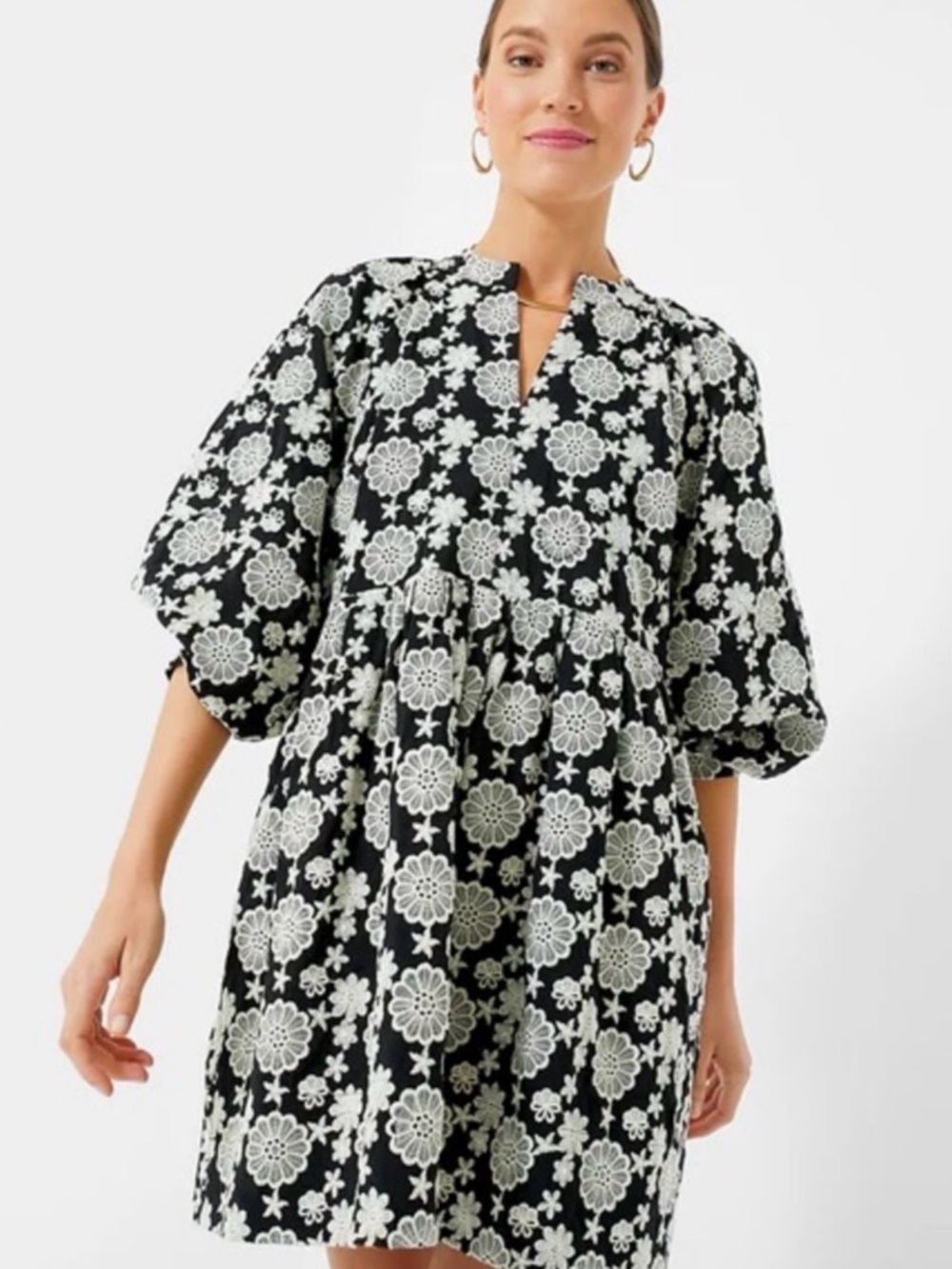 TUCKERNUCK Hyacinth House Kathleen Embroidered Mini Dress \\ S